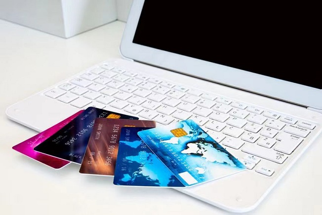 卡銀家-申卡行業(yè)領(lǐng)軍品牌！