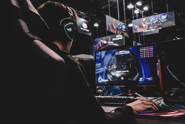 游戲直播項目CPA+CPS賺錢怎么做？游戲打賞月入10000真不難！