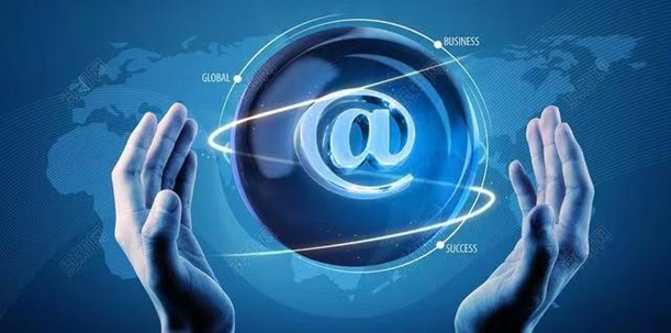 極客查-大數(shù)據(jù)信用安全報告評估工具！